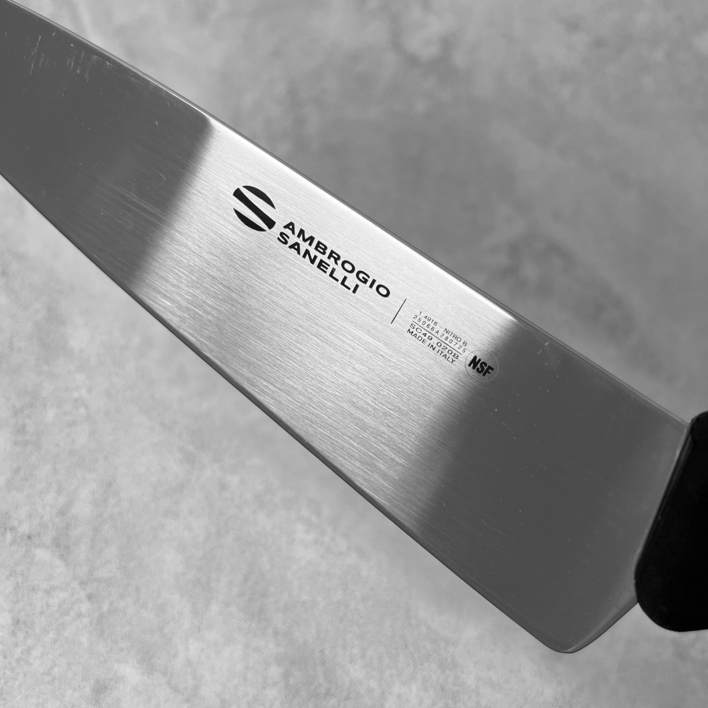 Ambrogio Sanelli Supra Nitro-B Chef Knife (Black)