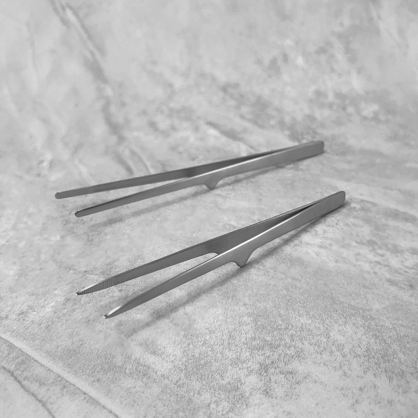 Gestura Petite Stando Tweezer