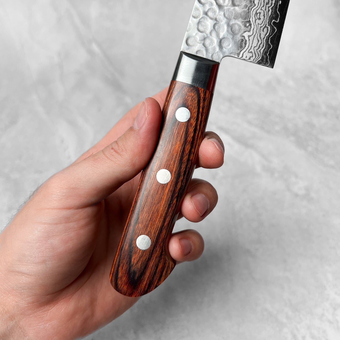 Tsunehisa VG10 Tsuchime Damascus Brown Western Santoku 180mm