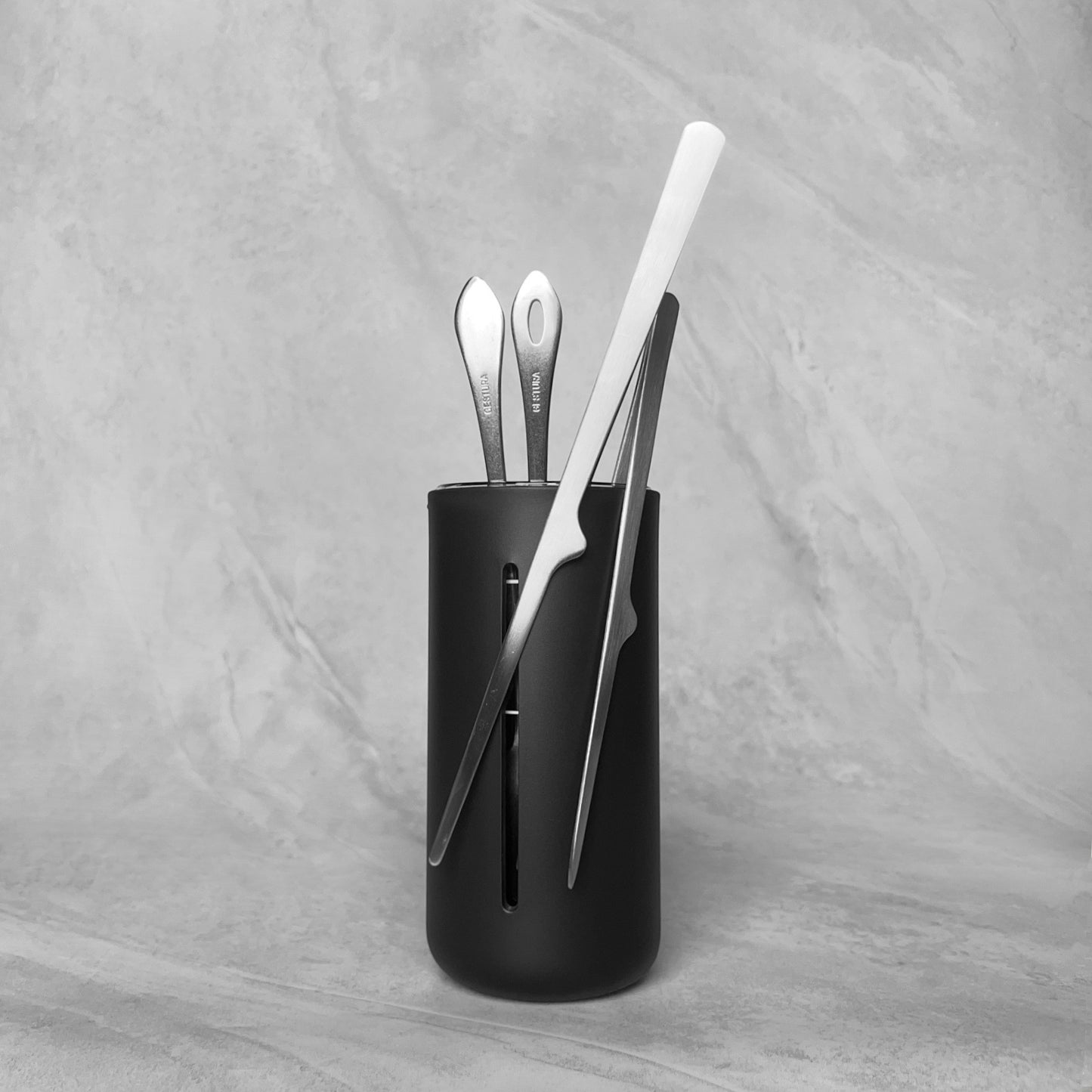 Gestura 00 Silver Spoon - Slotted Plating Spoon
