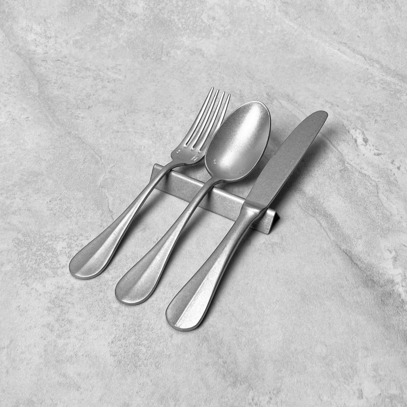 Aoyoshi Cutlery Rest (Vintage Finish)