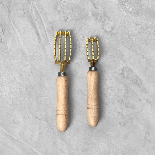 Brass "Urokotori" Fish Scaler