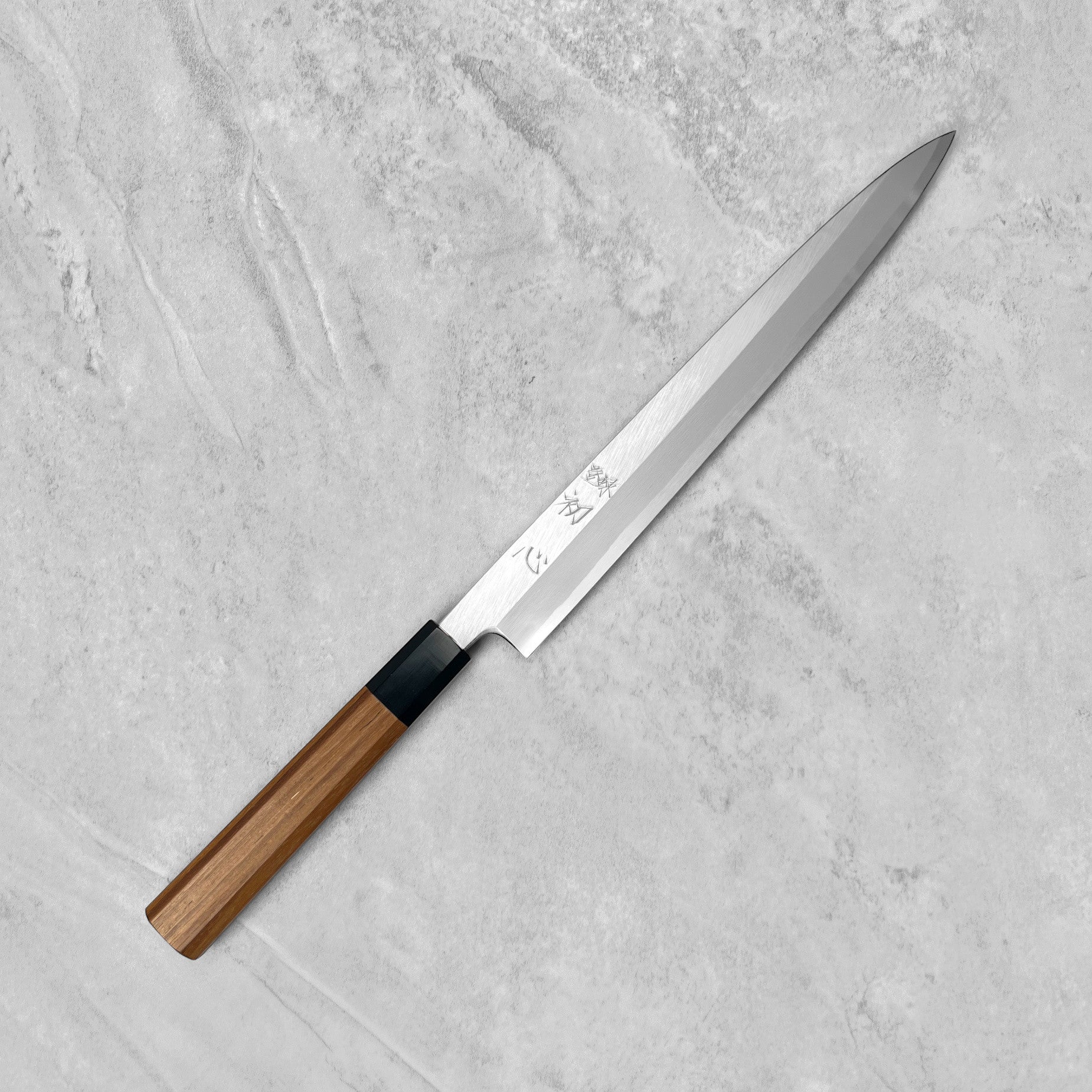 shiroyagiyoiko Hatsukokoro x Myojin Shirasagi White #2 Yanagiba – Semiblack